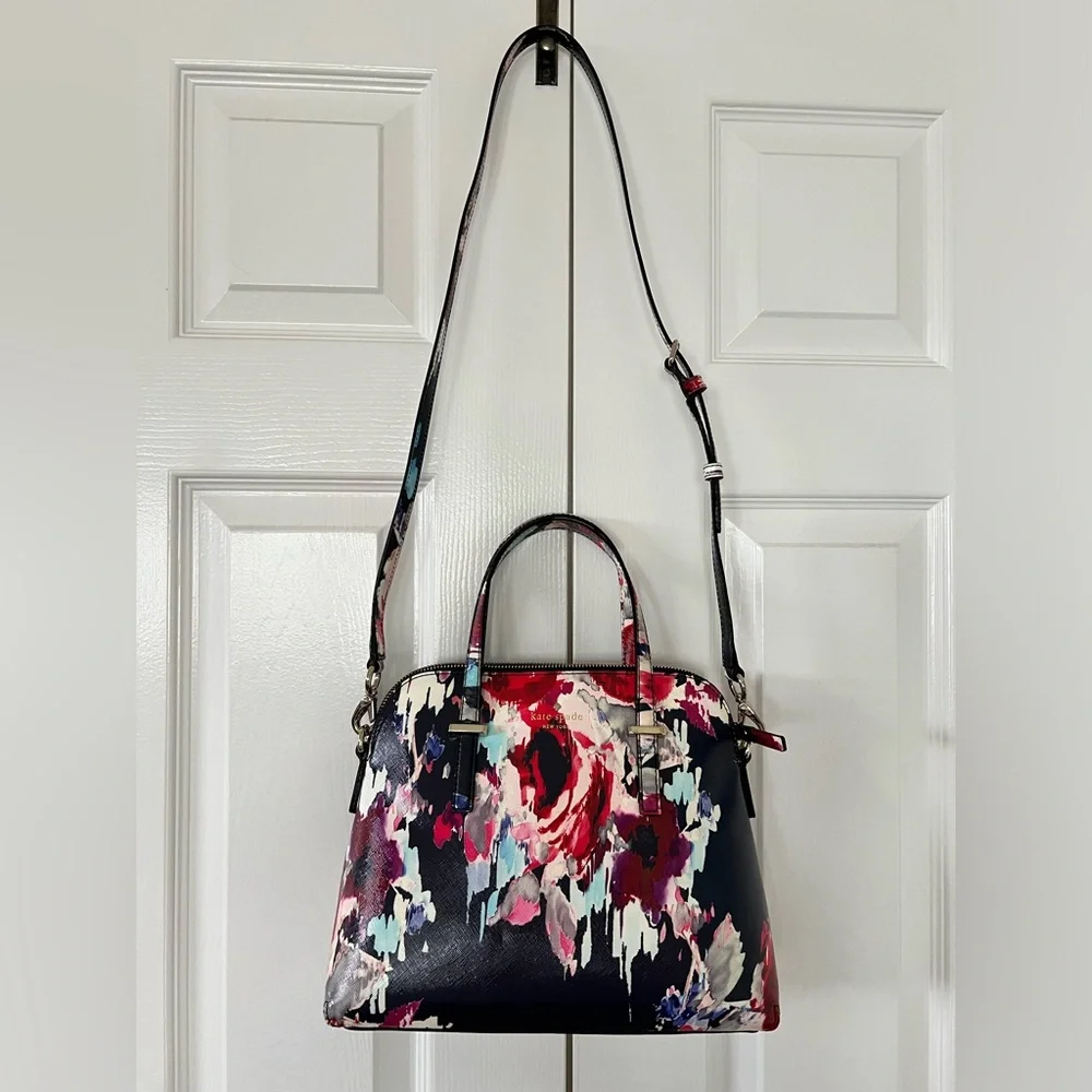 KATE SPADE SATCHEL, Very Good Condition - Picture 4 of 13